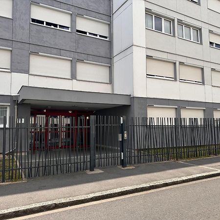 Appartement Cosy Proche De Toutes Les Commodites Orléans Kültér fotó